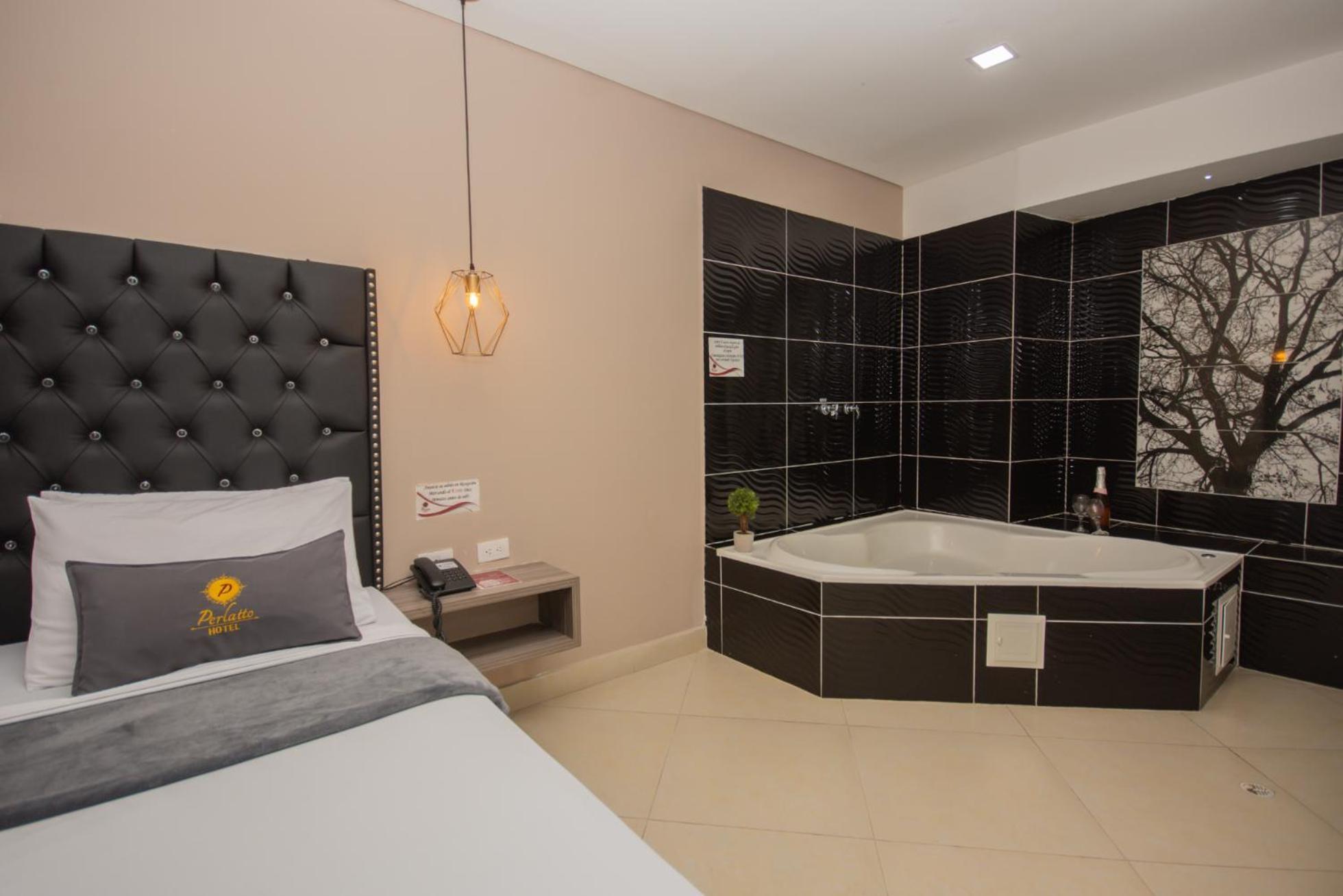 Hotel Perlatto Бейо Екстериор снимка